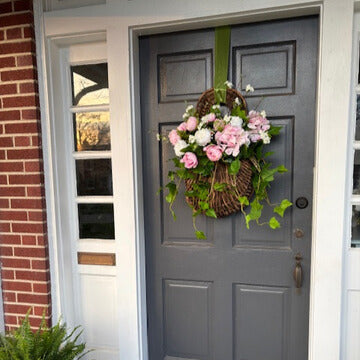 Grapevine Hanging Door Basket Pink