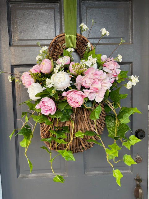 Grapevine Hanging Door Basket Pink